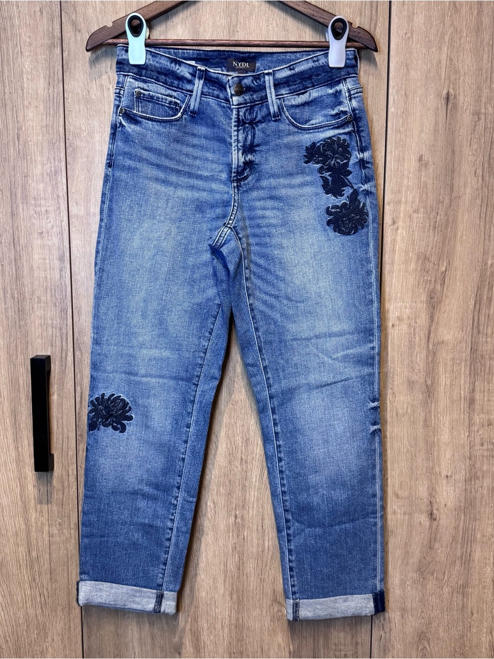 NYDJ Faded Blue Jessica Relaxed Boyfriend Ankle Jeans Casual Floral Embroidery 0